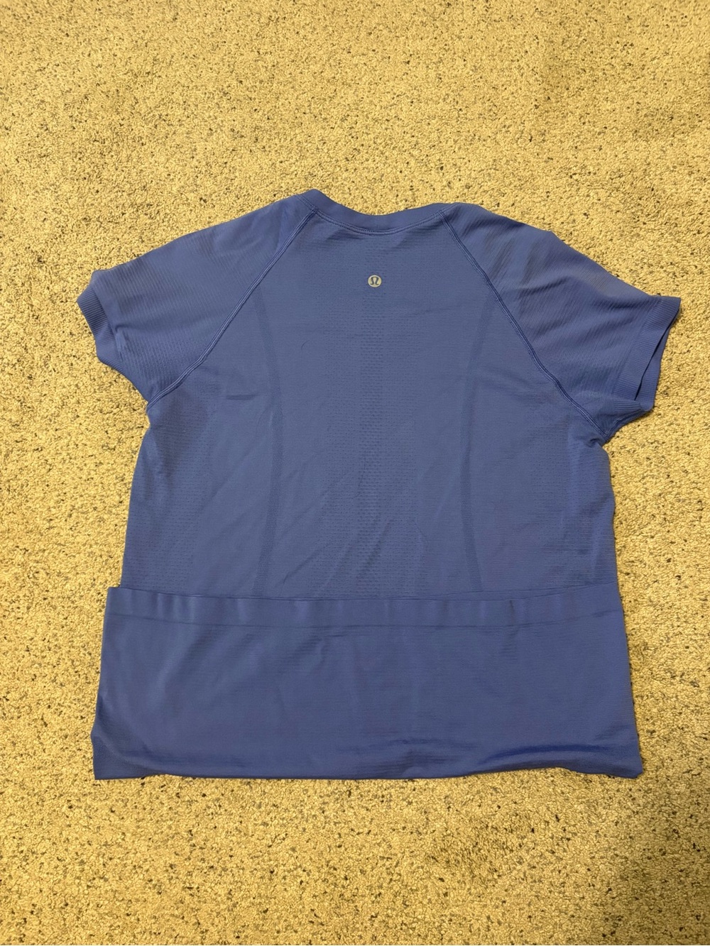 Lululemon Swiftly Tech - No Rip Tag - Picture 2 of 4
